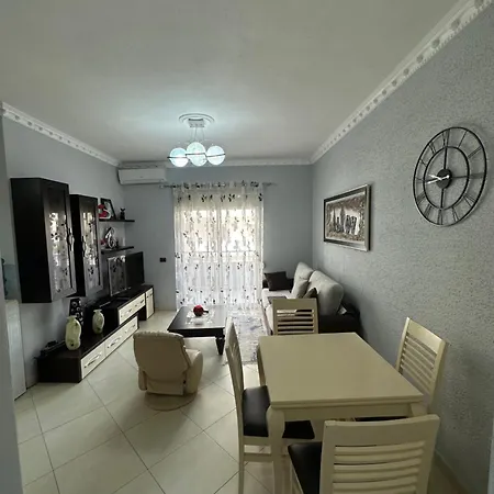 Caza Mare Durazzo Apartament *